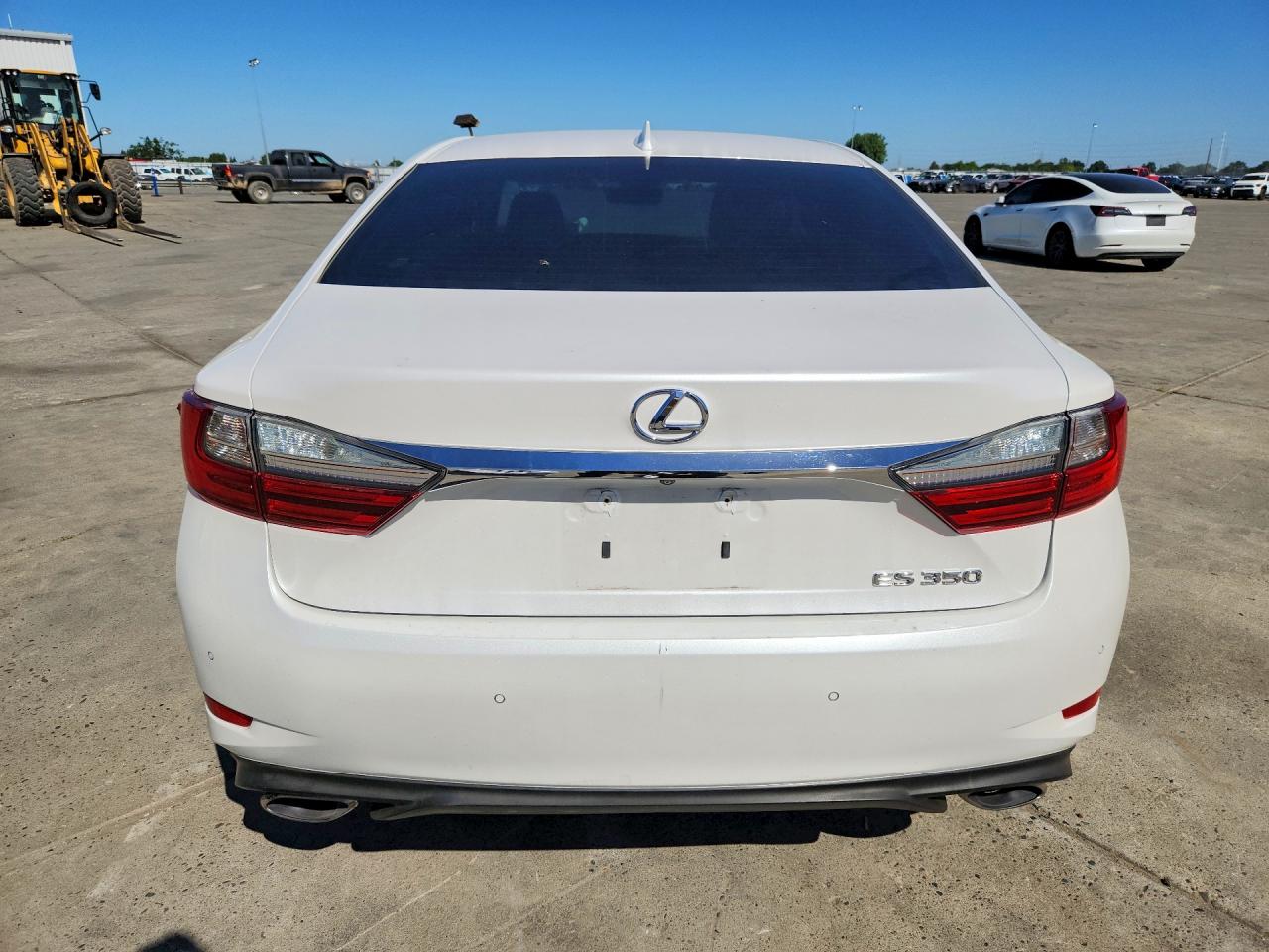 2016 LEXUS ES350