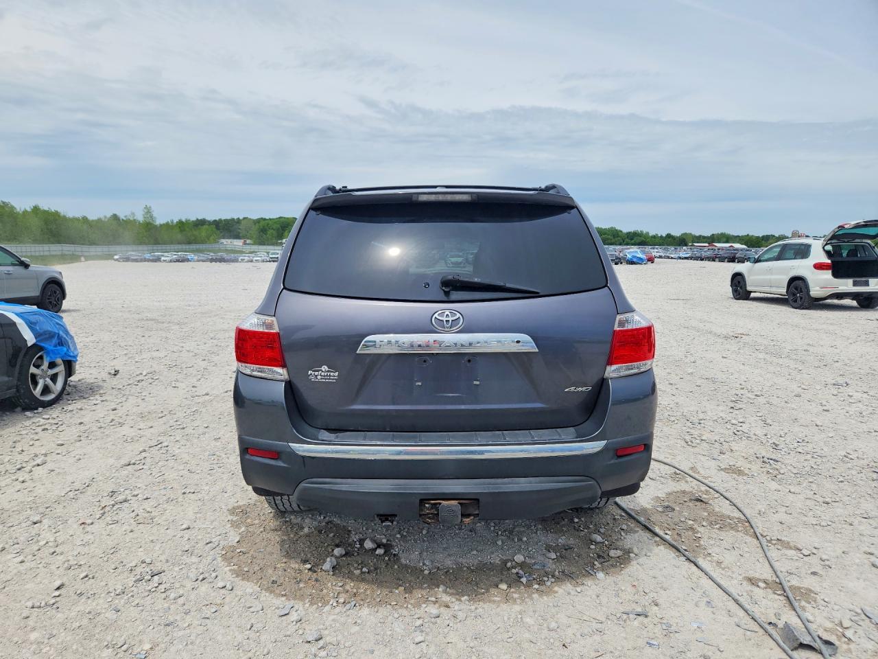 2012 TOYOTA HIGHLANDER