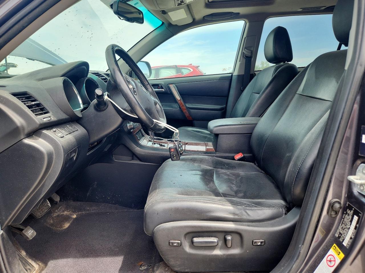 2012 TOYOTA HIGHLANDER