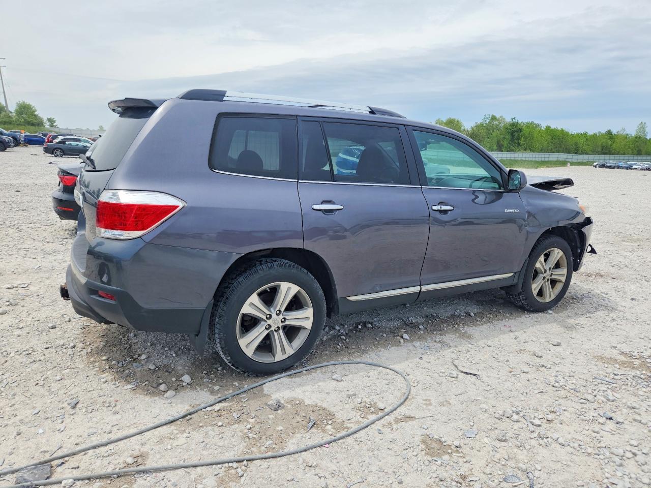 2012 TOYOTA HIGHLANDER