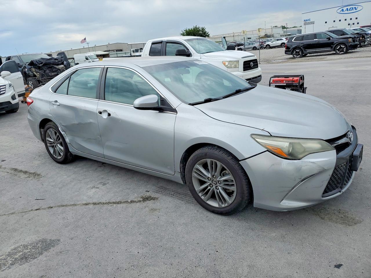 2016 TOYOTA CAMRY