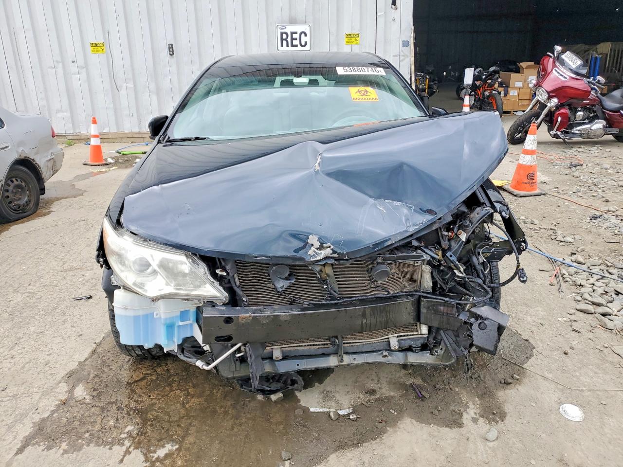 2014 TOYOTA CAMRY