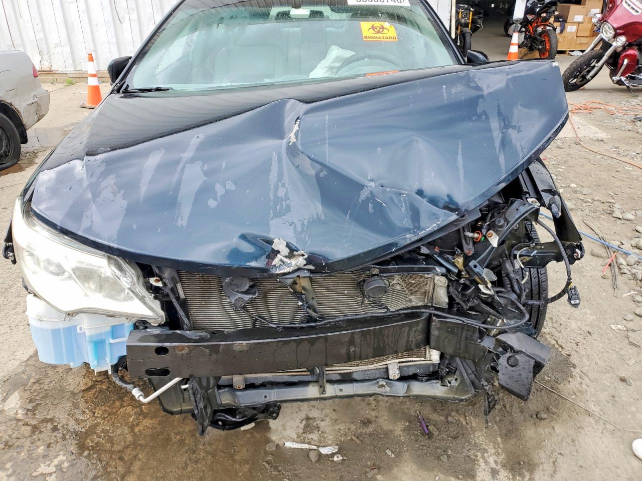 2014 TOYOTA CAMRY