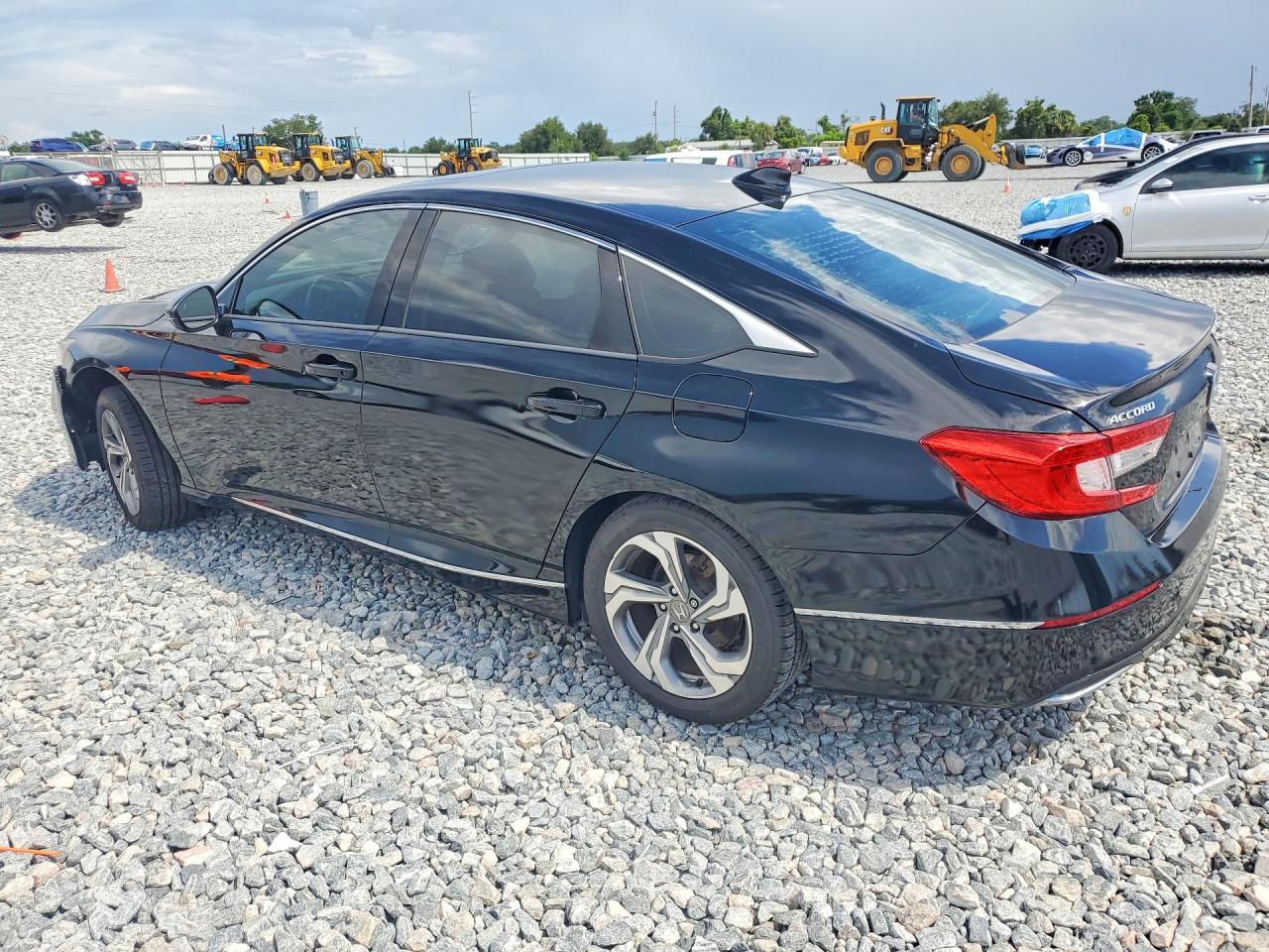 2018 HONDA ACCORD