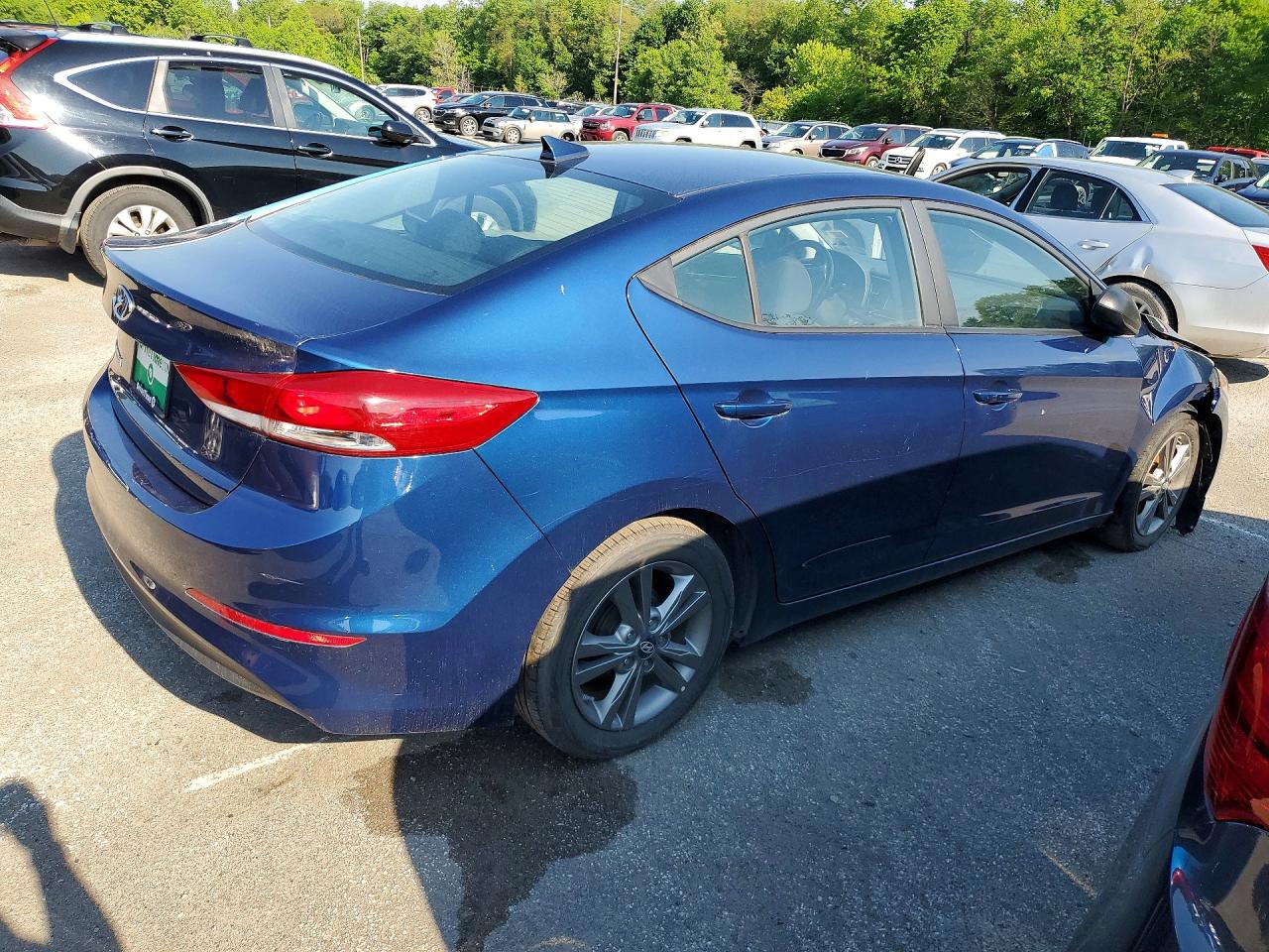 2017 HYUNDAI ELANTRA