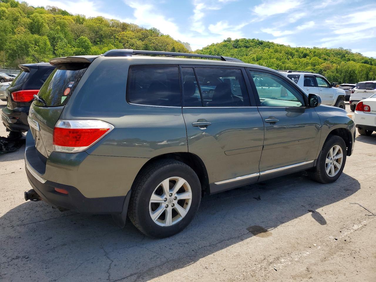 2012 TOYOTA HIGHLANDER