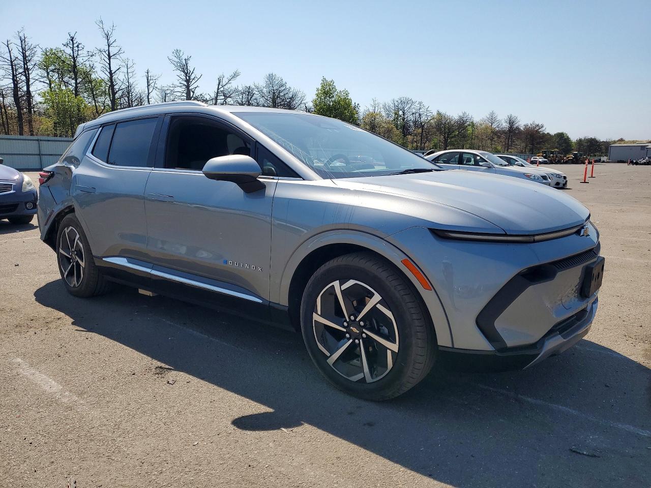 2025 CHEVROLET EQUINOX