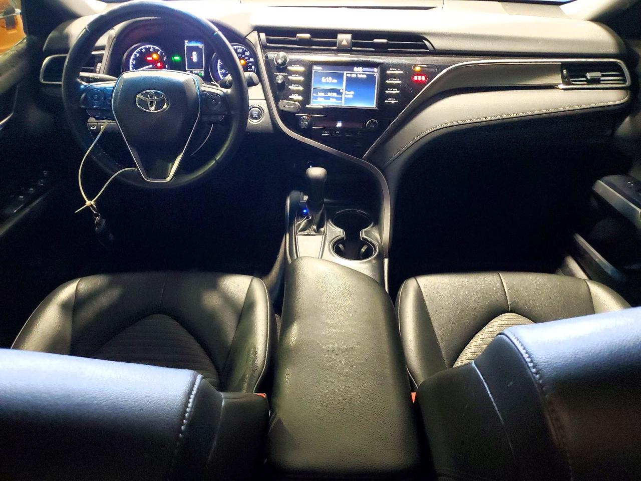 2018 TOYOTA CAMRY
