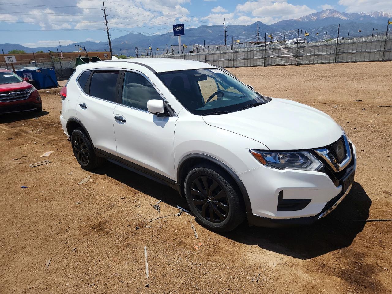 2017 NISSAN ROGUE