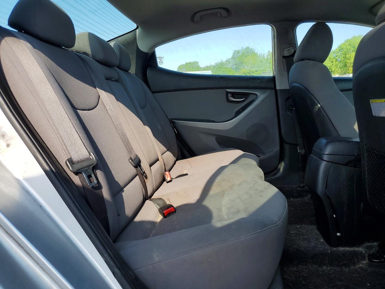 2014 HYUNDAI ELANTRA