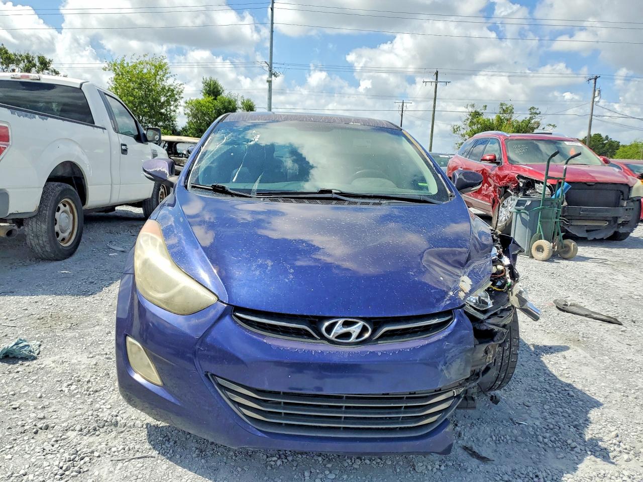 2012 HYUNDAI ELANTRA