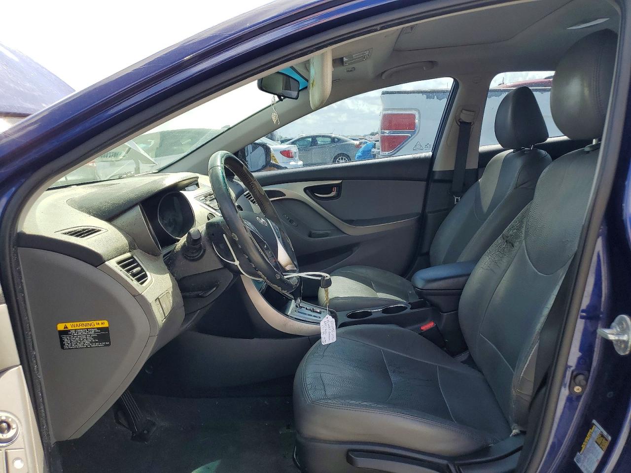 2012 HYUNDAI ELANTRA