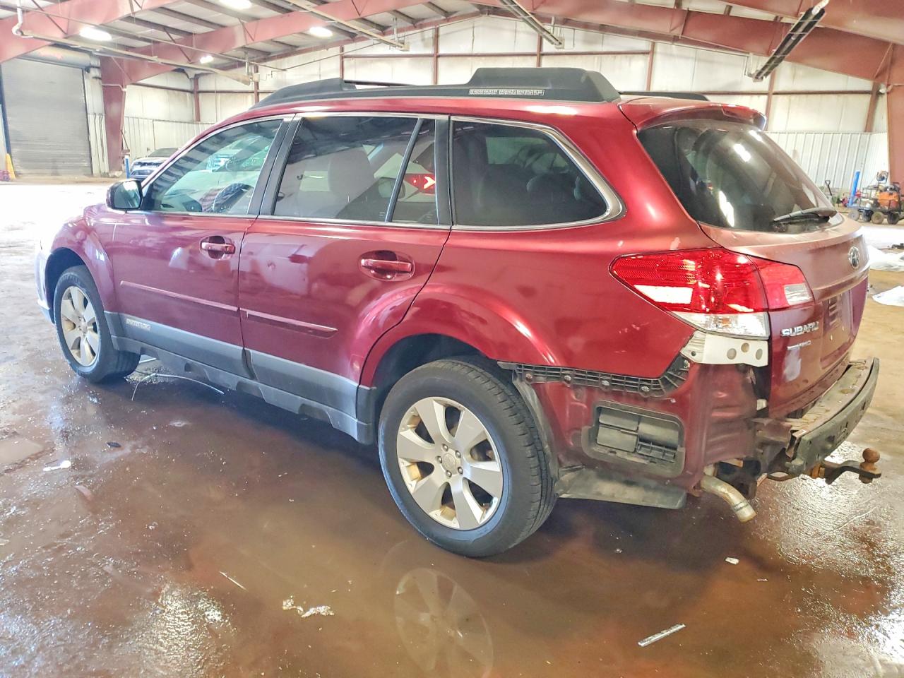 2011 SUBARU OUTBACK