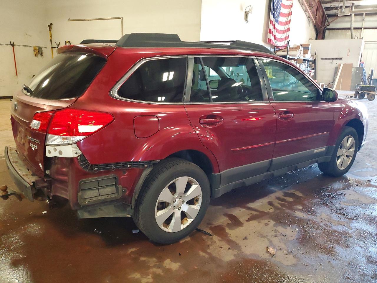 2011 SUBARU OUTBACK