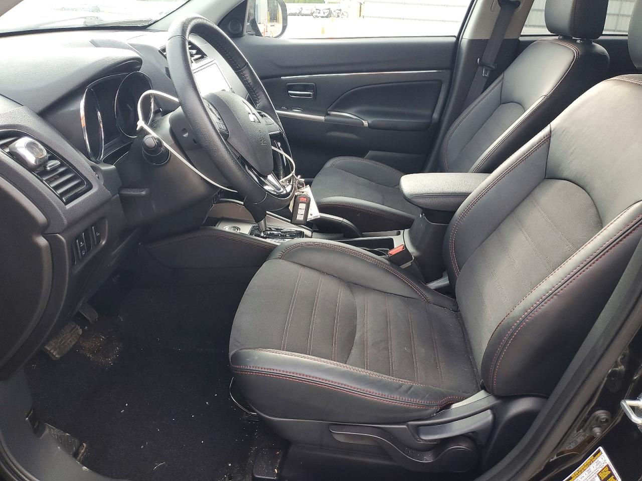 2024 MITSUBISHI OUTLANDER