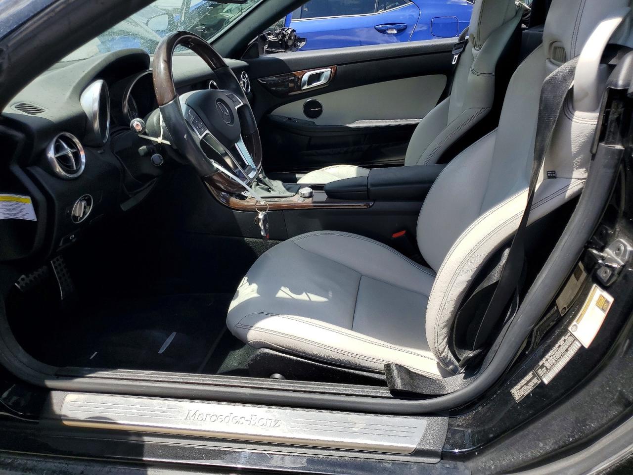2013 MERCEDES-BENZ SLK-CLASS