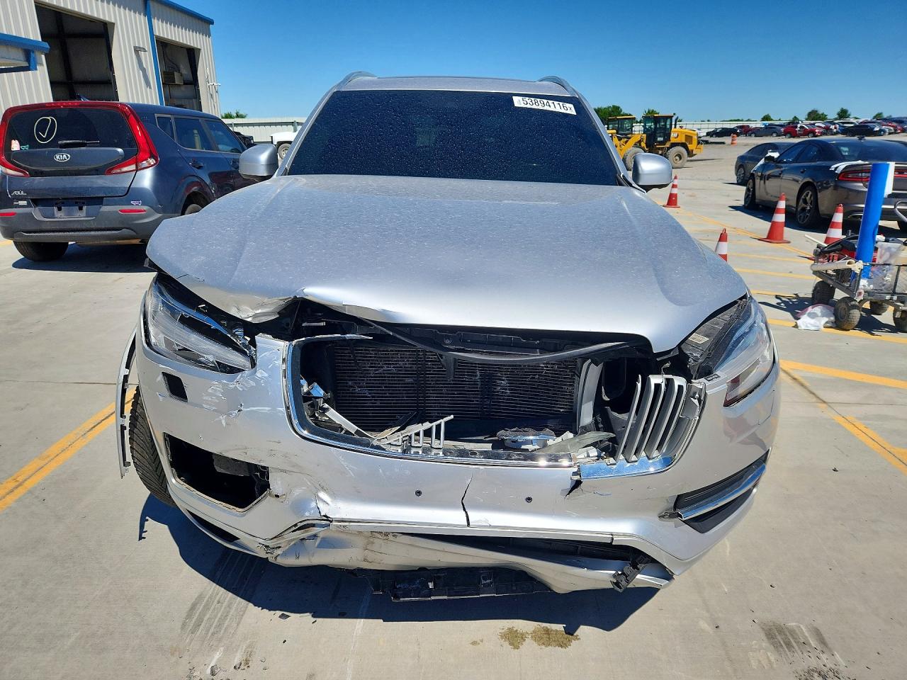 2018 VOLVO XC90
