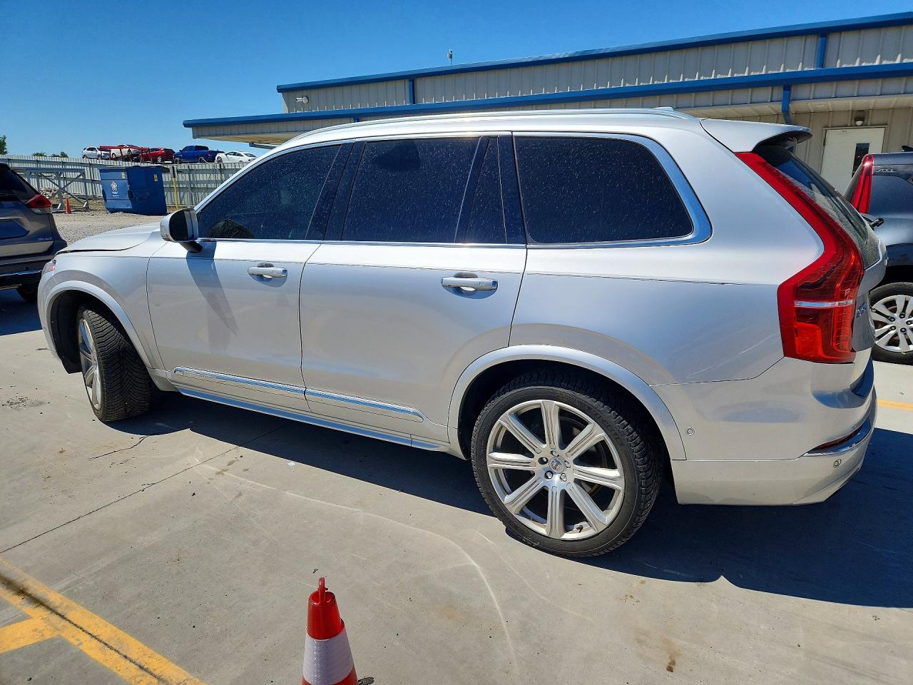 2018 VOLVO XC90