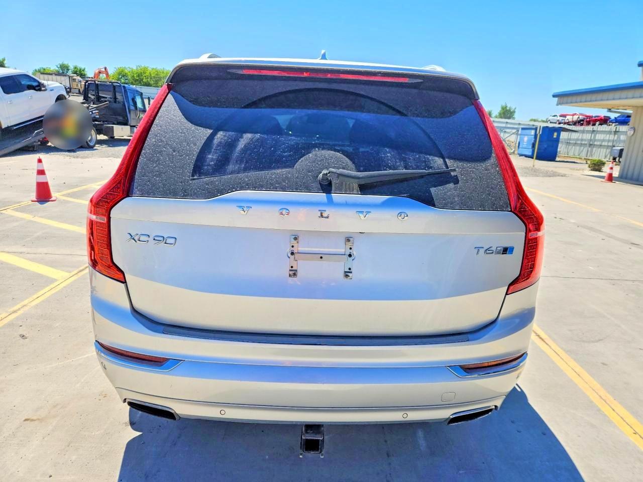 2018 VOLVO XC90