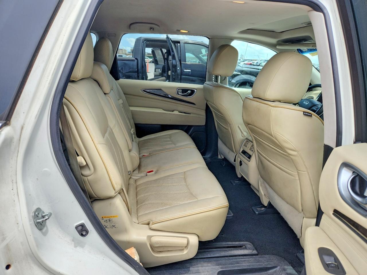 2015 INFINITI QX60