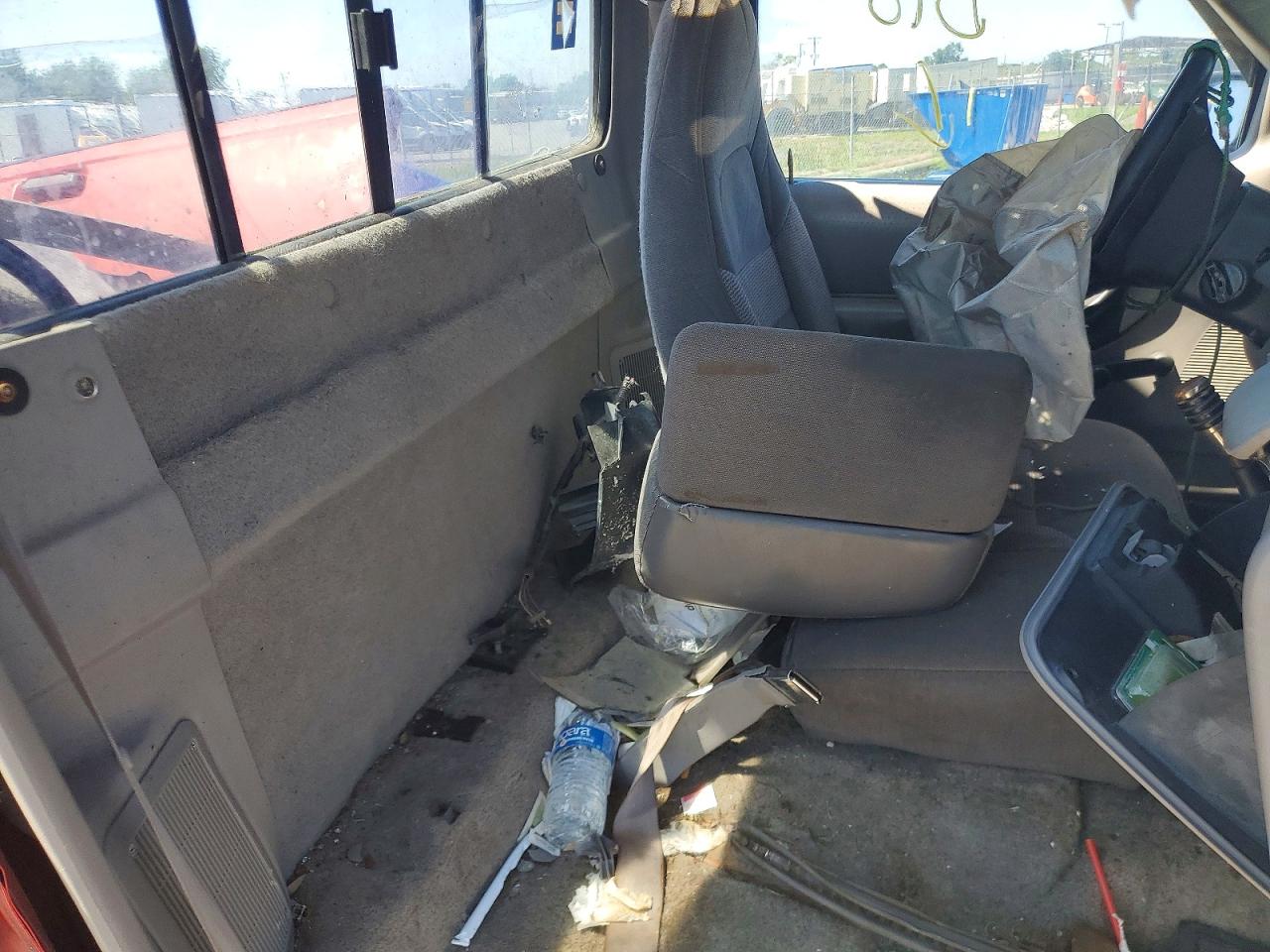1996 MAZDA B2300