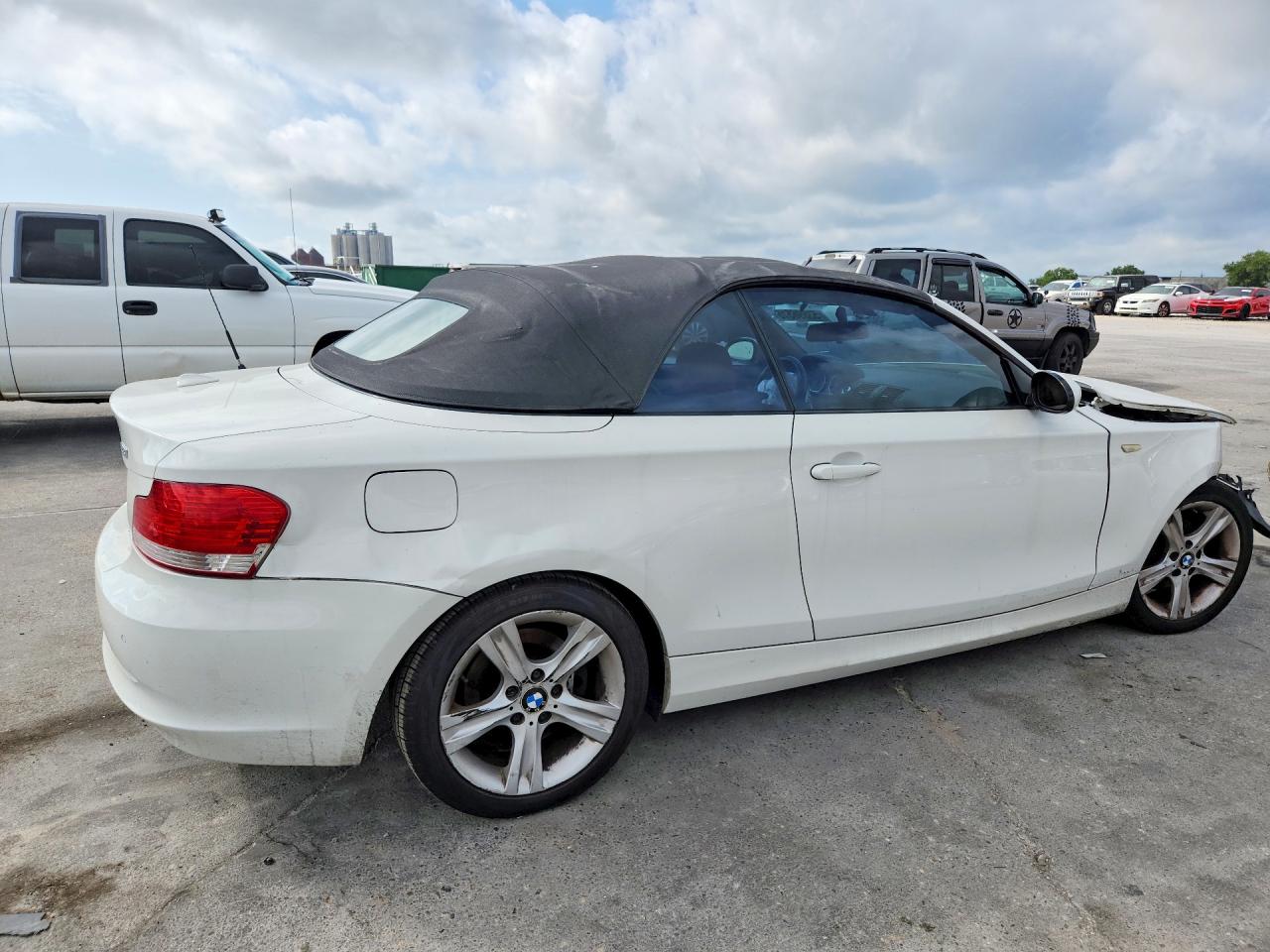 2009 BMW 1 SERIES