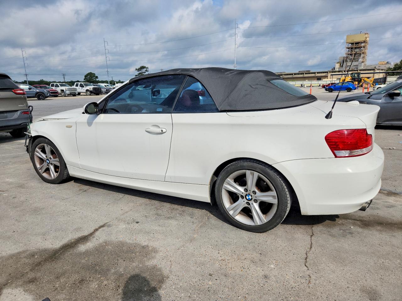 2009 BMW 1 SERIES