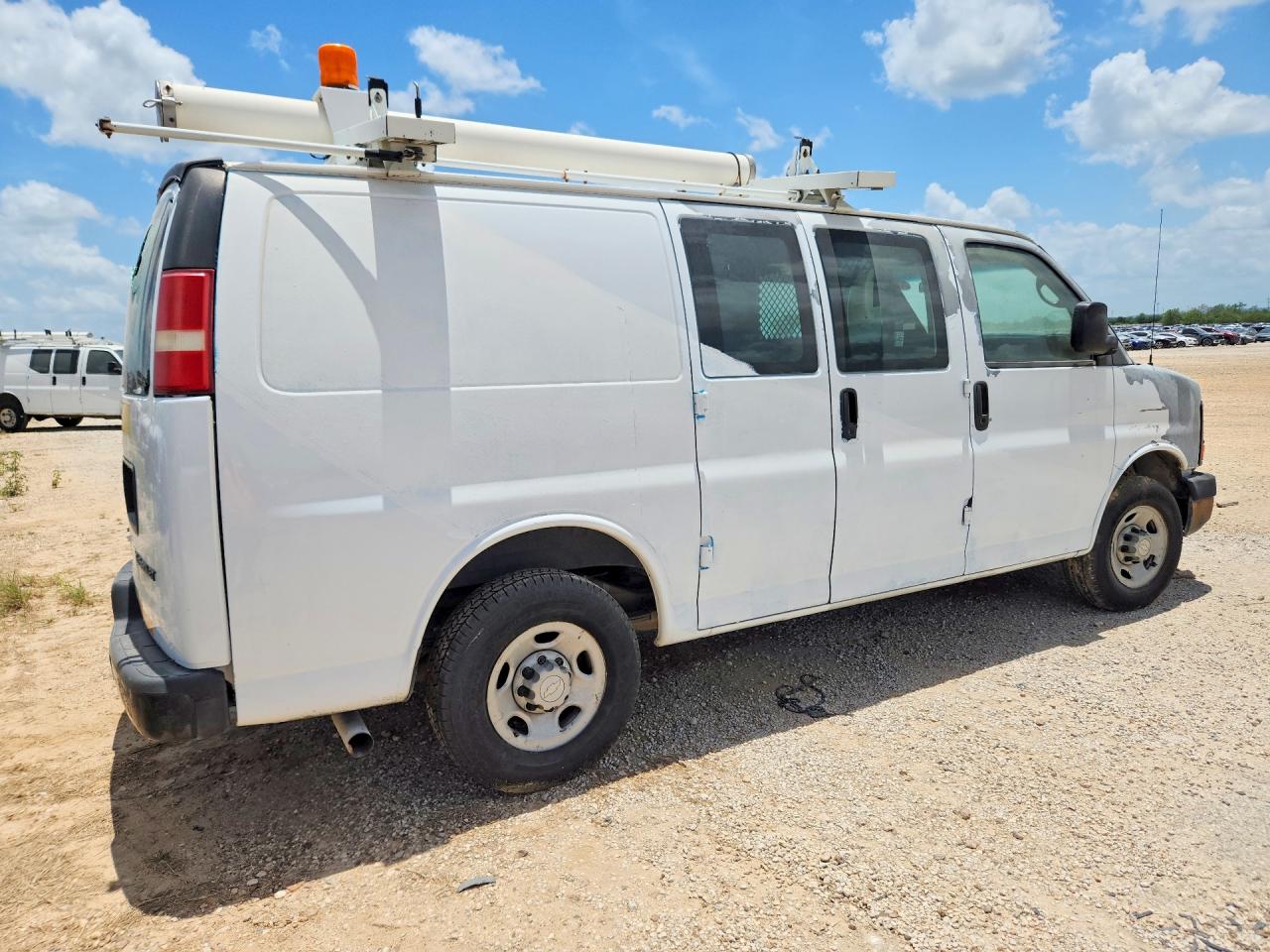 2006 CHEVROLET EXPRESS