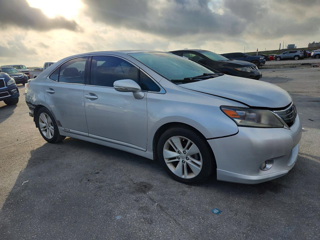 2011 LEXUS HS