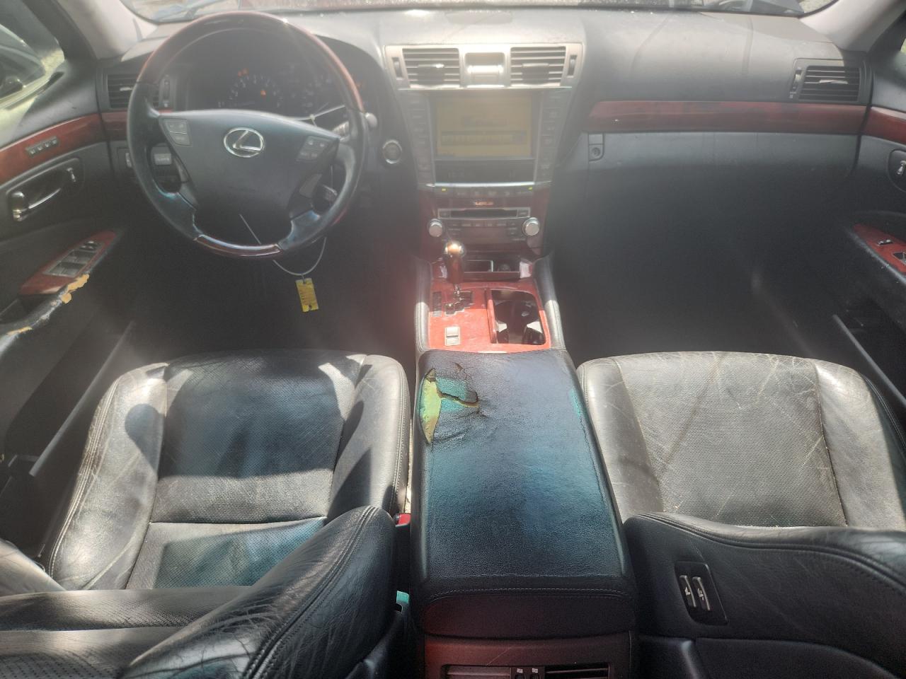 2011 LEXUS LS460
