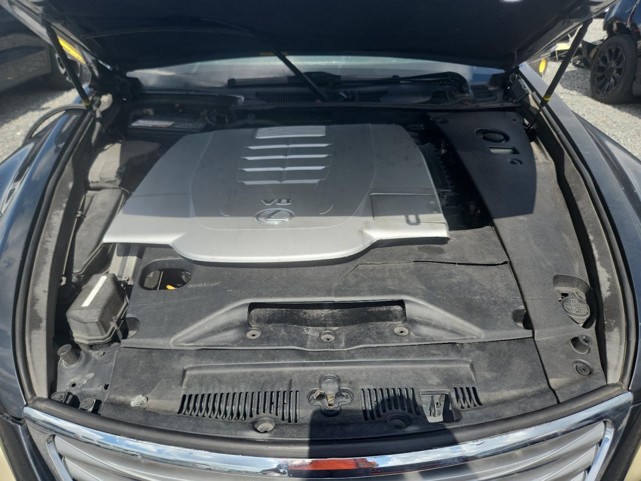 2011 LEXUS LS460