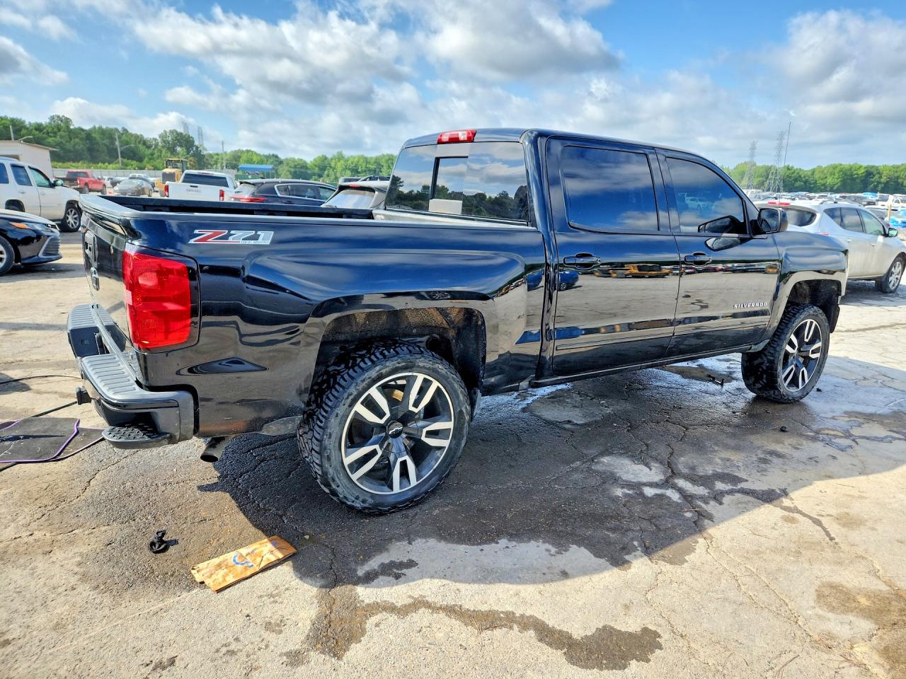 2017 CHEVROLET SILVERADO