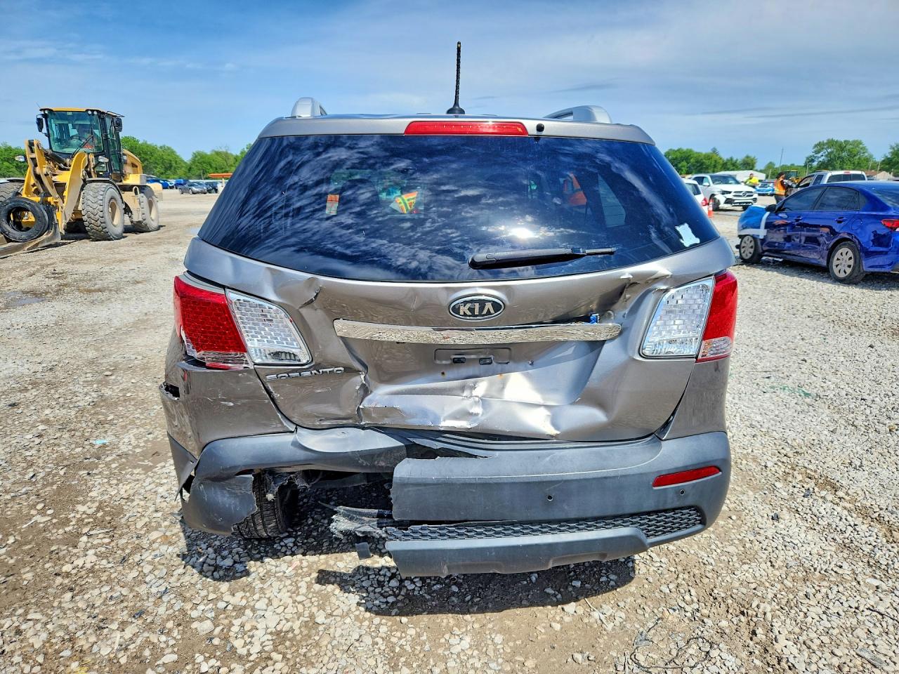 2011 KIA SORENTO