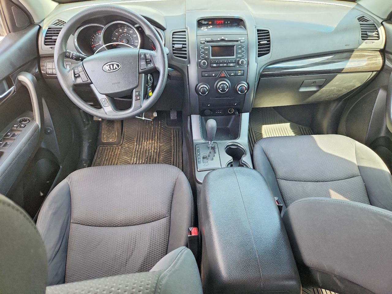 2011 KIA SORENTO