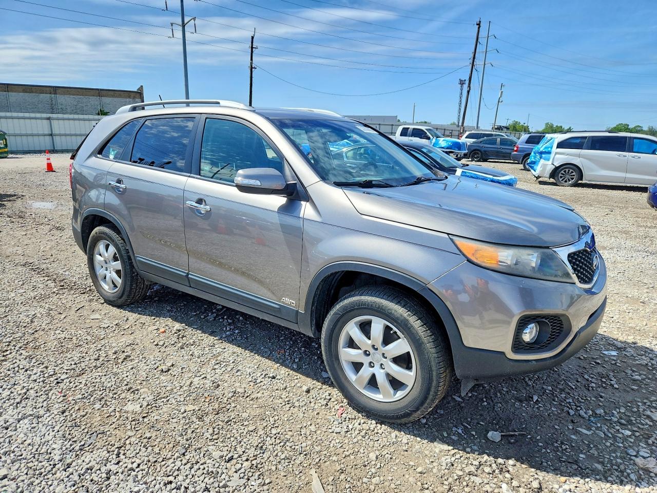 2011 KIA SORENTO