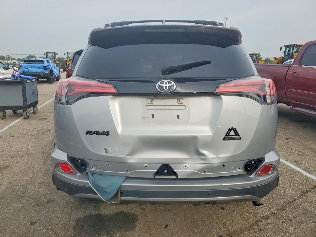 2018 TOYOTA RAV4
