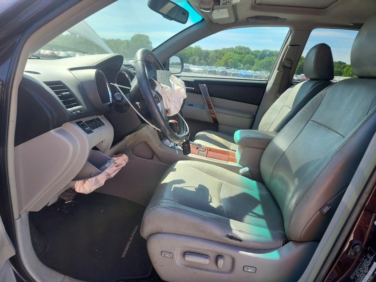 2012 TOYOTA HIGHLANDER