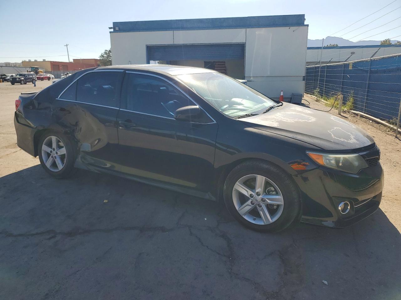 2013 TOYOTA CAMRY