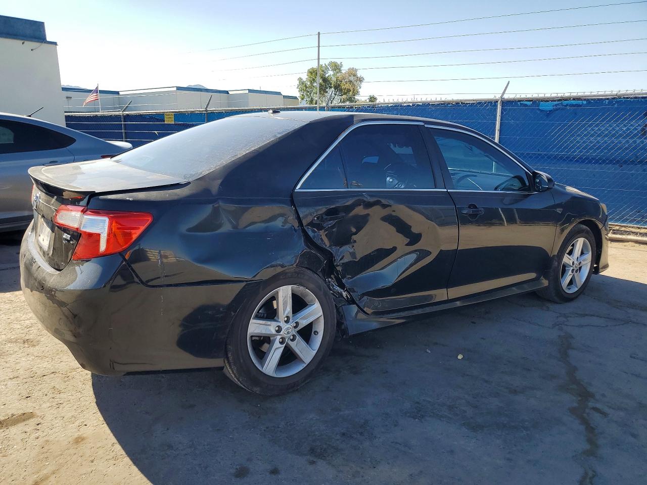 2013 TOYOTA CAMRY