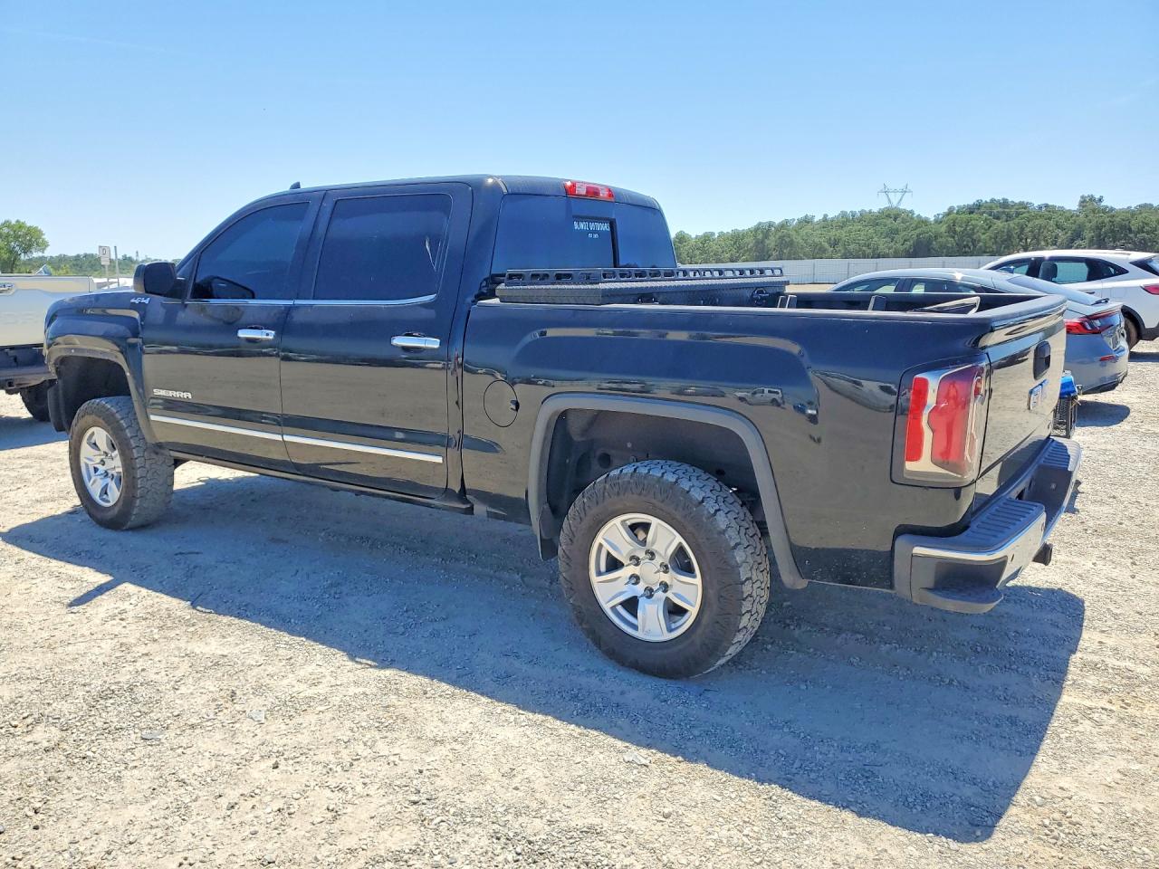2018 GMC SIERRA