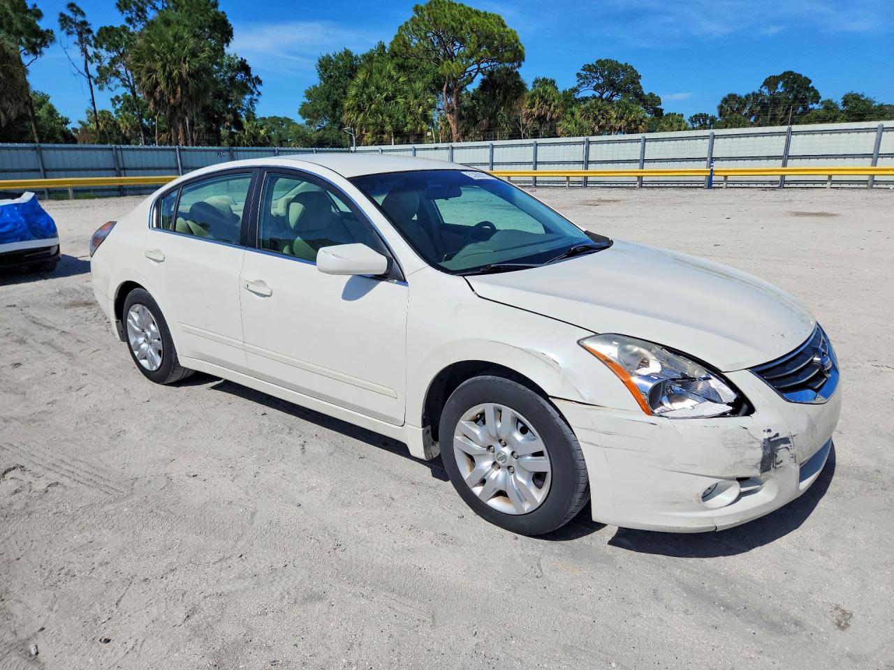 2010 NISSAN ALTIMA
