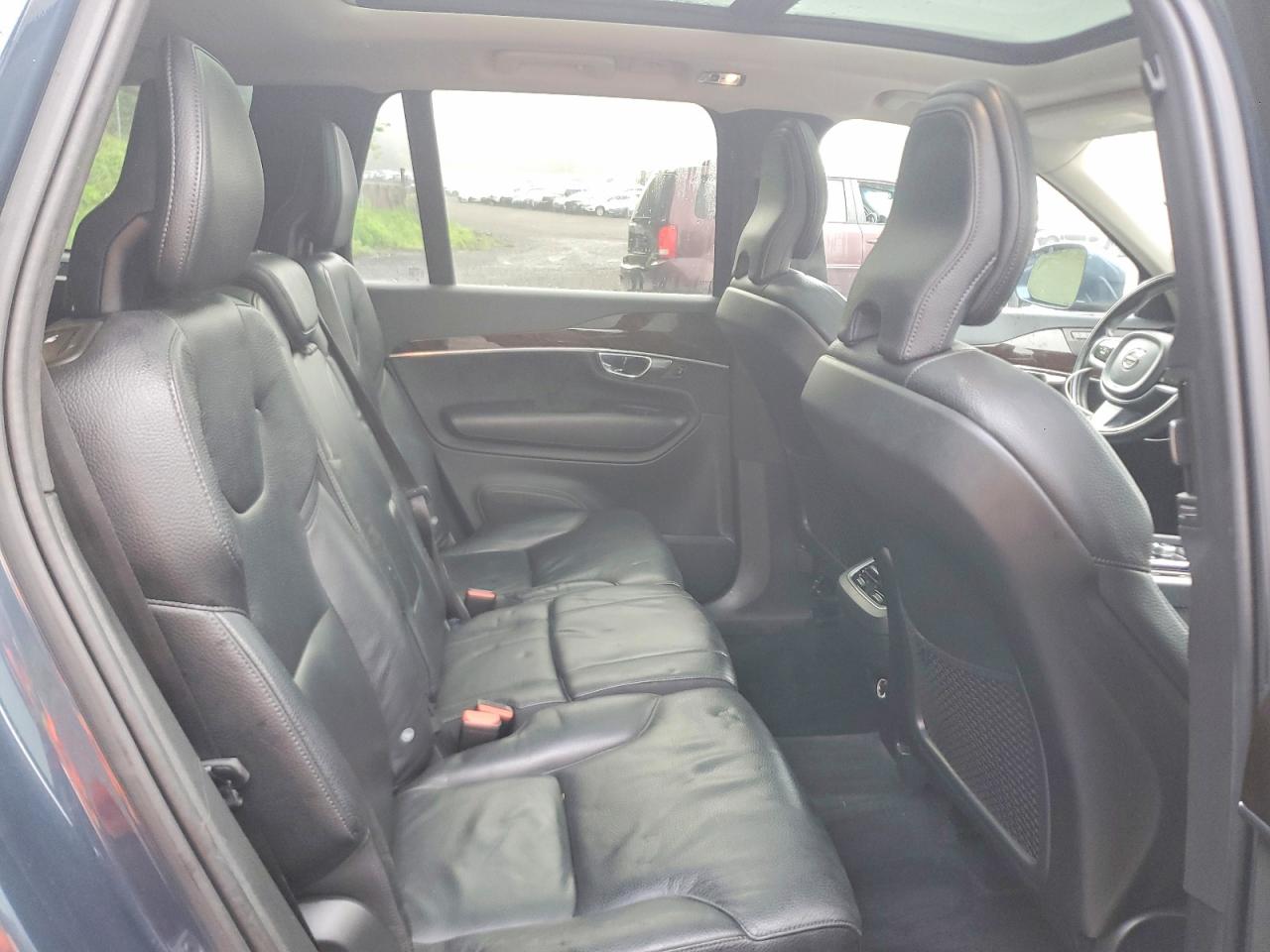 2019 VOLVO XC90