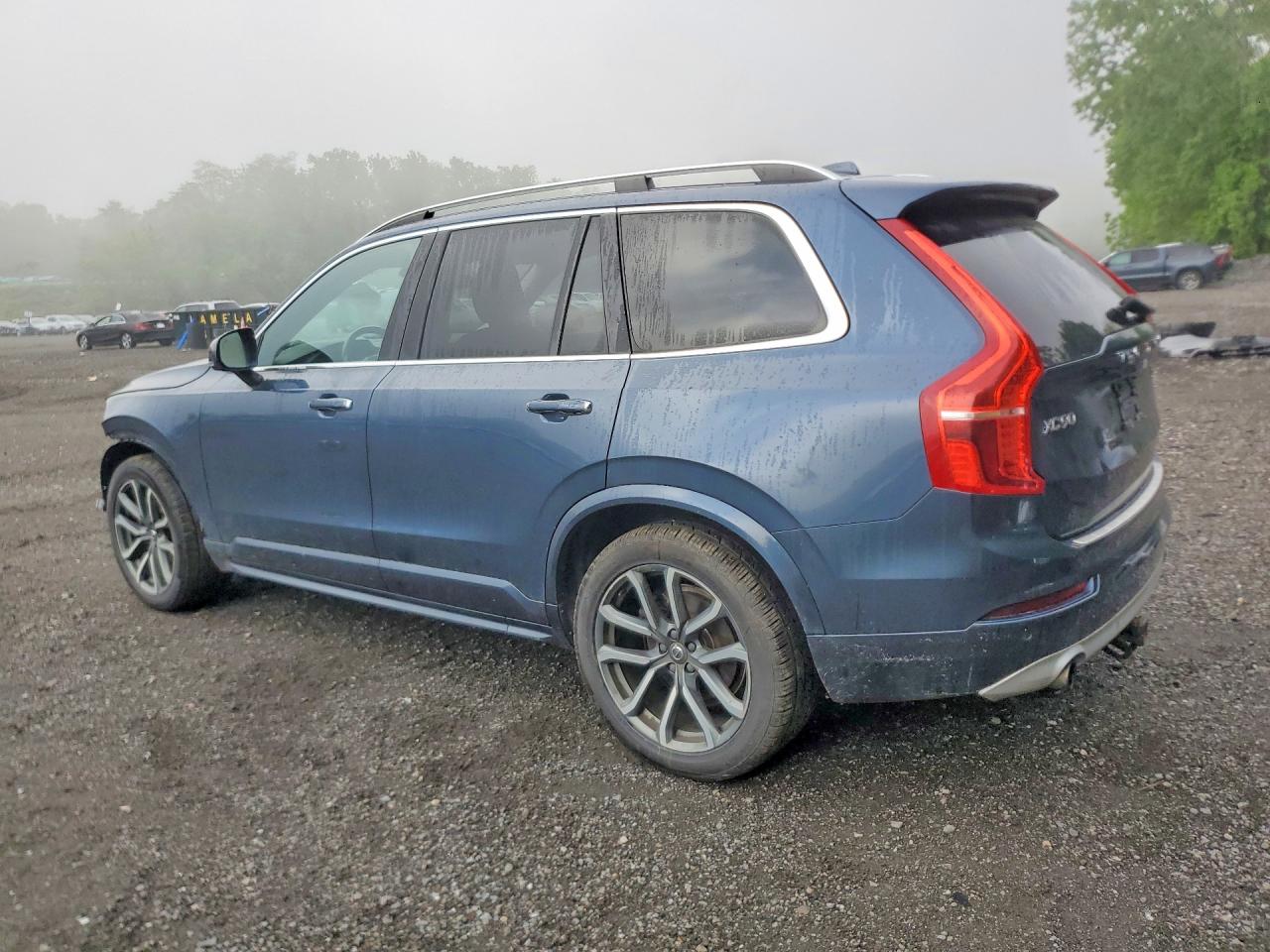2019 VOLVO XC90