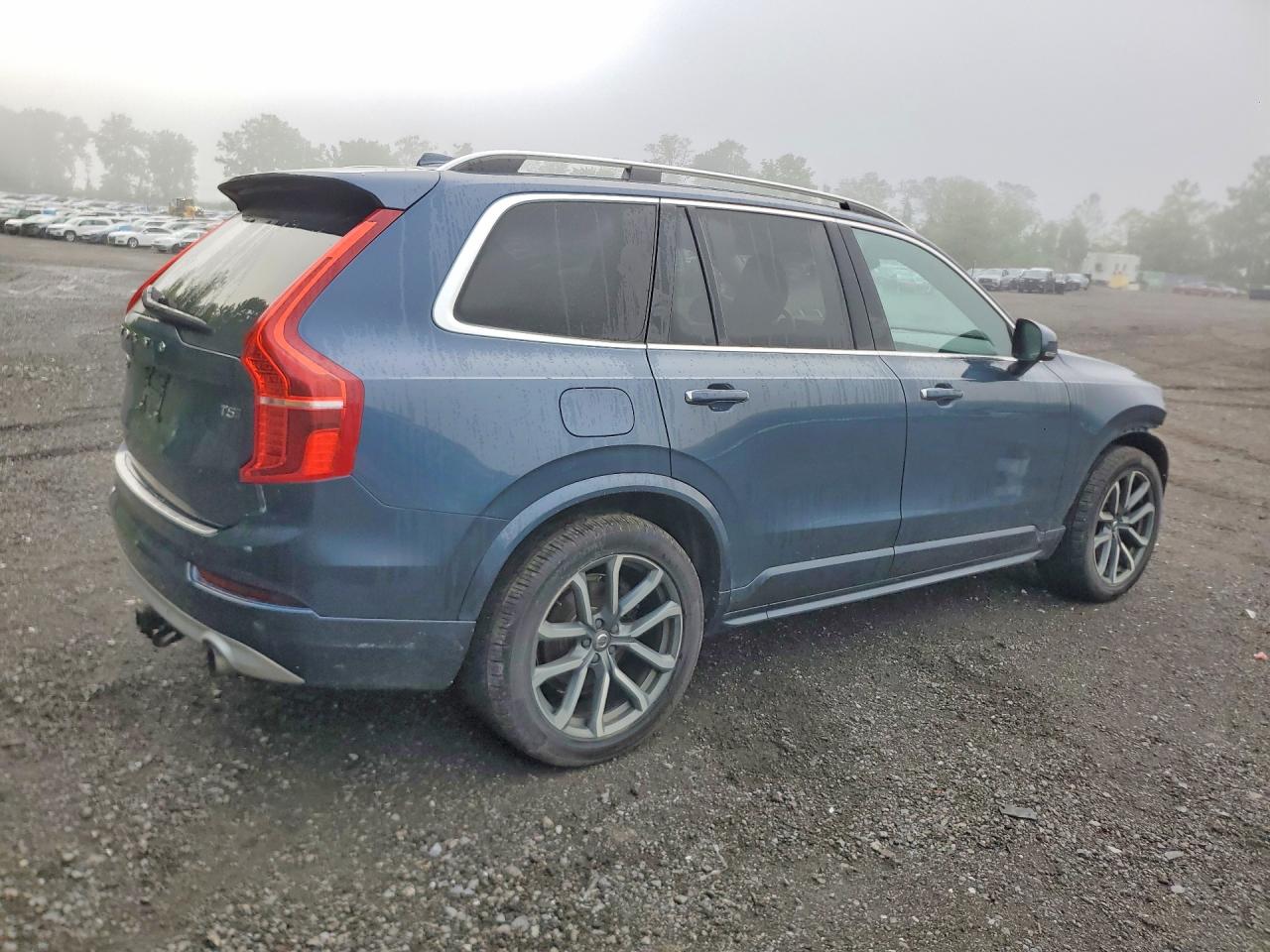2019 VOLVO XC90