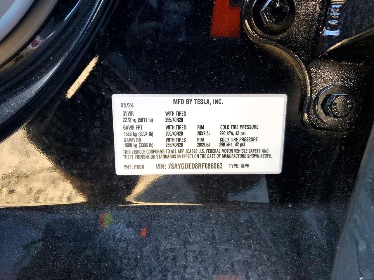2024 TESLA MODEL Y