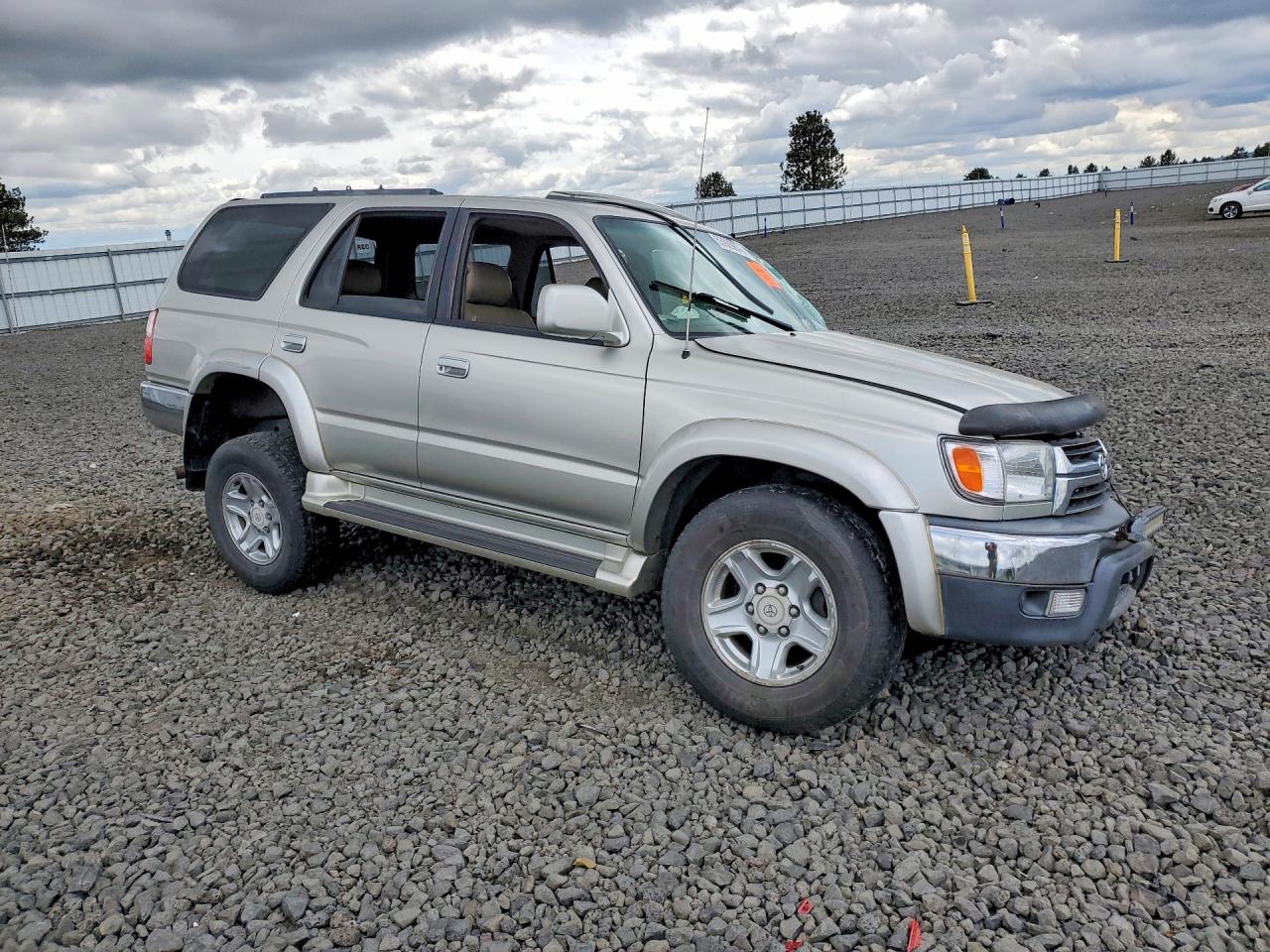 2002 TOYOTA 4RUNNER