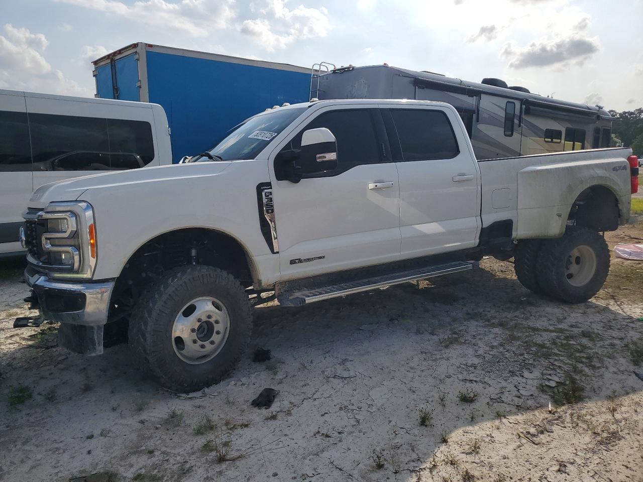 2023 FORD F350