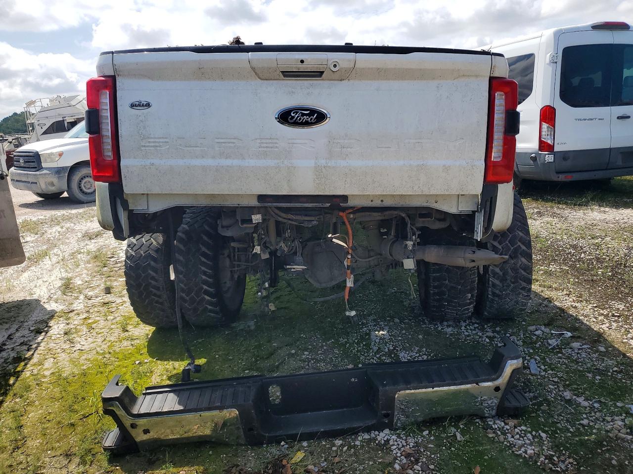 2023 FORD F350