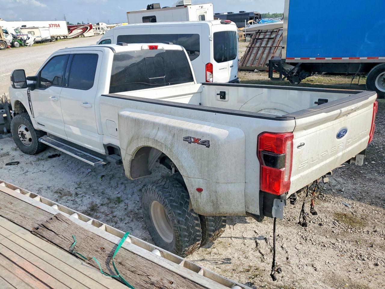 2023 FORD F350