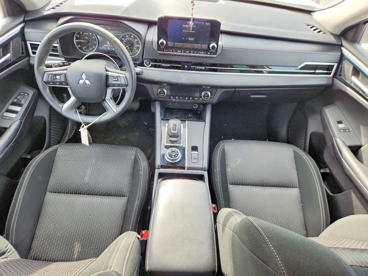 2022 MITSUBISHI OUTLANDER